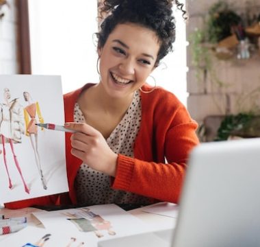 Boostez votre carrière créative avec une formation en design graphique