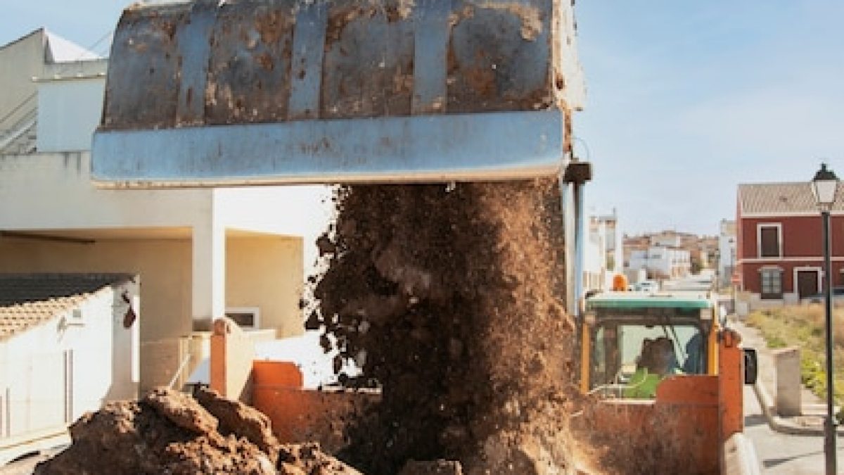 Démolition et déconstruction : les clés pour un chantier maîtrisé et efficace