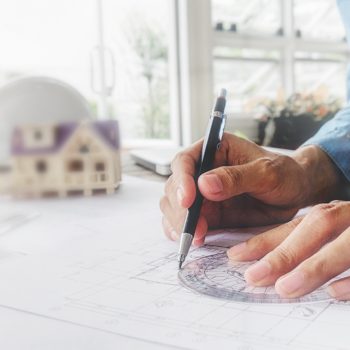 Construire une maison pas cher : ce que ça implique vraiment et comment s'y prendre